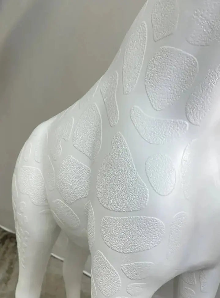 Art Sculpture Giraffe Chandelier - White — alternate product view 10