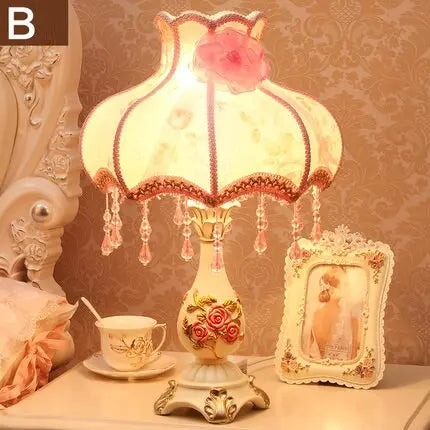 Classic Table Lamp — alternate product view 9