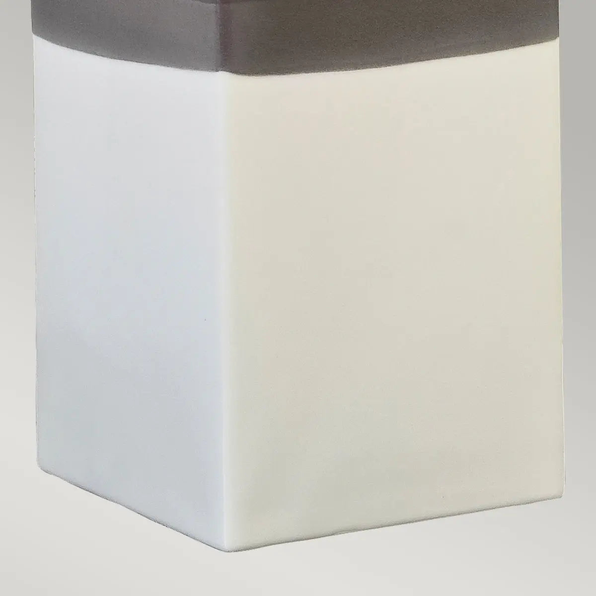 Alba Light Table Lamp - Cream — close-up design detail 2