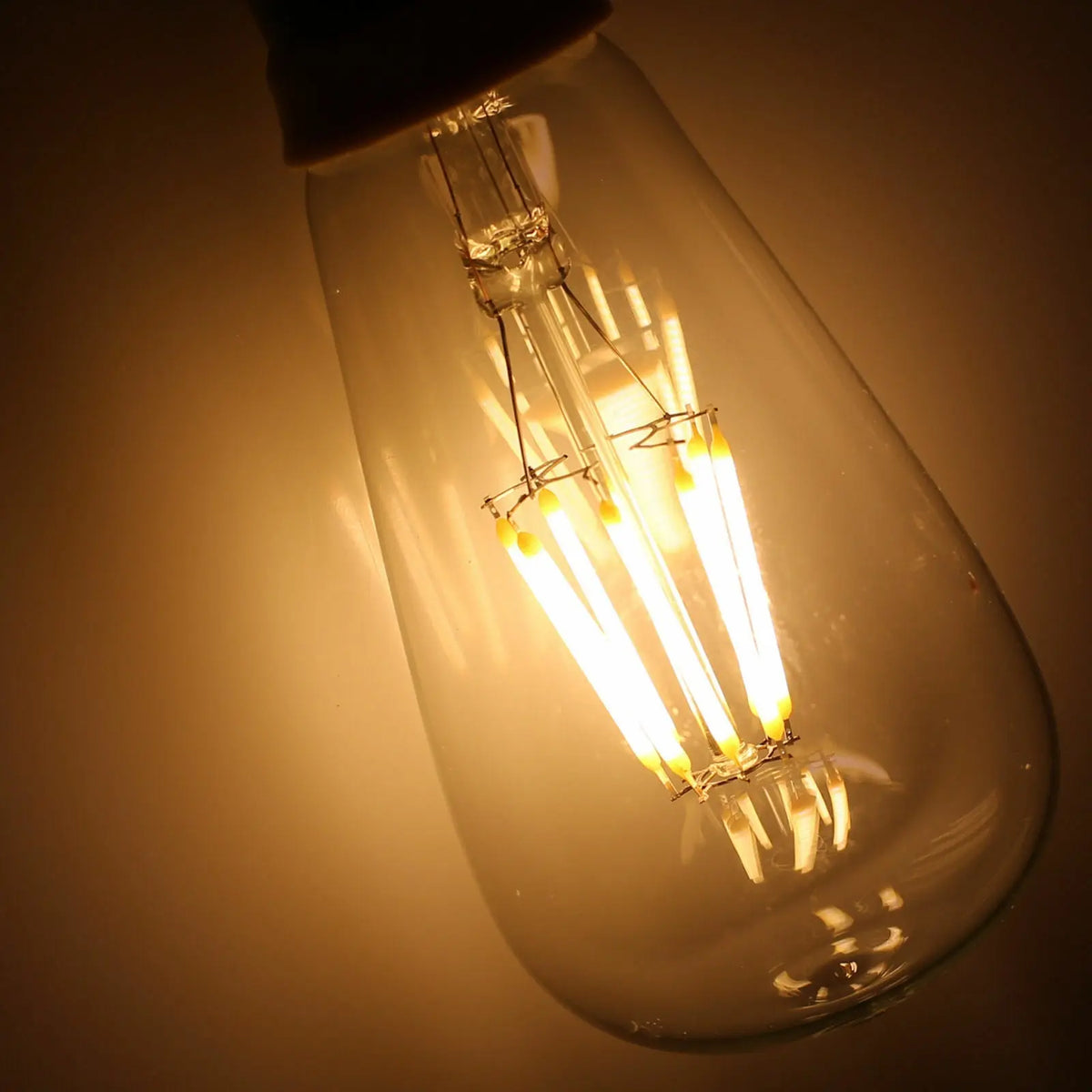 E27 8W Retro Classic Filament Bulb — alternate product view 1